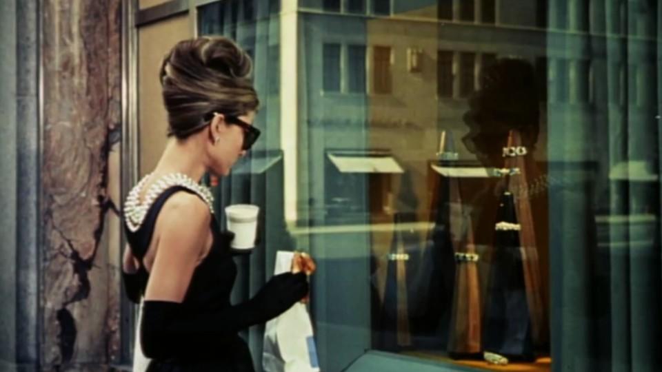 Paris Couture - Glanzstunden der Modeschöpfung Paris Couture - Glanzstunden der Modeschöpfung