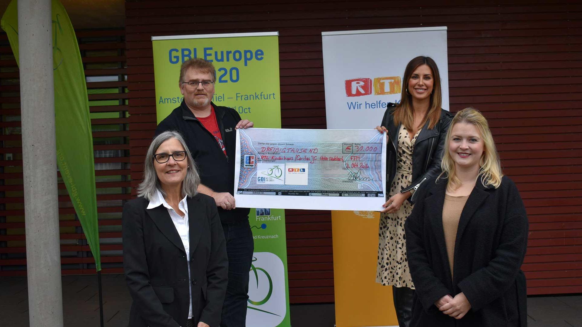 GBI Europe 2020: 30.000 Euro für das RTL-Kinderhaus in Frankfurt! Bei der Charity-Radtour des GBI Deutschland e.V. wurden Spenden gesammelt.