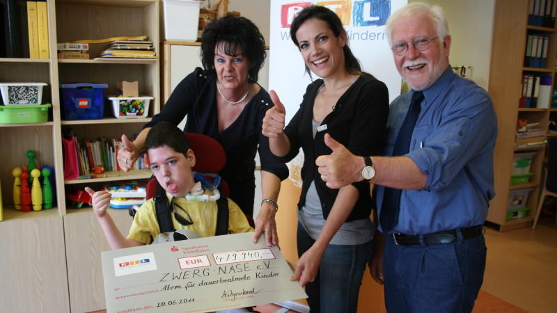 Projekt-Patin Bettina Zimmermann: Atem für dauerbeatmete Kinder in Wiesbaden Spendenmarathon 2010, Bettina Zimmermann
