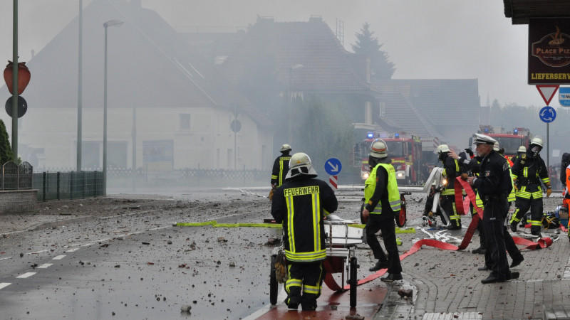 Bielefeld: Wohnhaus-Explosion durch Raketen Explosion Wohnhaus Bielefeld