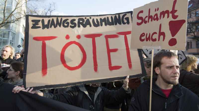 "Das ist Mord durch den Staat" - Berlinerin (67) stirbt nach Zwangsräumung Zwangsräumungen Berlin Frau tot