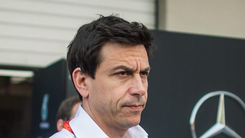 Formel 1: Mercedes-Chef Toto Wolff richtet den Blick schon auf die Saison ...