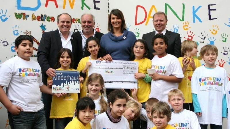 Förderung der bestehenden RTL-Kinderhäuser in der Region Wolfsburg-Braunschweig Förderung der bestehenden RTL-Kinderhäuser in der Region Wolfsburg-Braunschweig