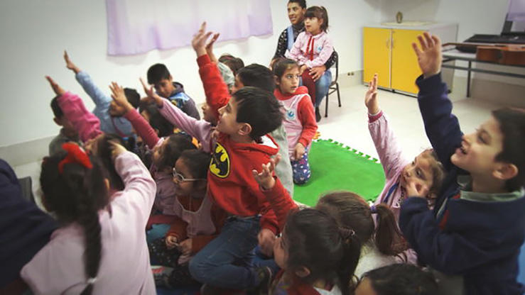 Ihre Spenden kommen an: Papst-Projekt in Argentinien sichert Schulbildung für Slumkinder Slumkinder in einer Einrichtung des Kindermissionswerks "Die Sternsinger e.V." in Buenos Aires