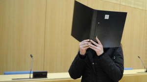 Baby ermordet: Lebenslang für Mutter Baby ermordet: Lebenslang für Mutter