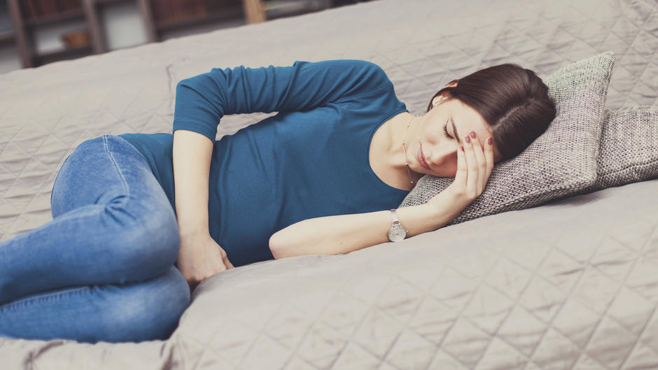 Endometriose: Erste Warnzeichen erkennen Endometriose: Erste Warnzeichen erkennen