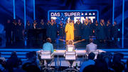Roberta Collins überragt ihren Gospelchor Roberta Collins überragt ihren Gospelchor
