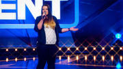 Laura Heily singt "One Moment in Time" Laura Heily singt "One Moment in Time"