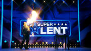 Anatoly Zhukov begeistert mit "spooky" Feuershow Anatoly Zhukov begeistert mit "spooky" Feuershow