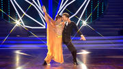 Sonja Kirchberger & Vadim präsentieren einen Slowfox Sonja Kirchberger & Vadim präsentieren einen Slowfox