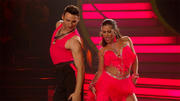 Sarah Lombardi und Robert Beitsch zeigen eine Samba Sarah Lombardi und Robert Beitsch zeigen eine Samba