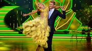 Maximilian und Isabel tanzen Slowfox zu "Lemon Tree" Maximilian und Isabel tanzen Slowfox zu "Lemon Tree"