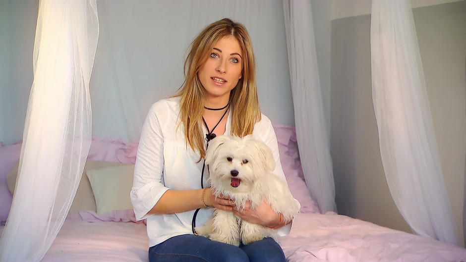 Mihaela Cataj liebt ihren Hund und Fitness Mihaela Cataj liebt ihren Hund und Fitness