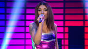 Monique Simon ist ein echtes "Show-Weib" Monique Simon ist ein echtes "Show-Weib"