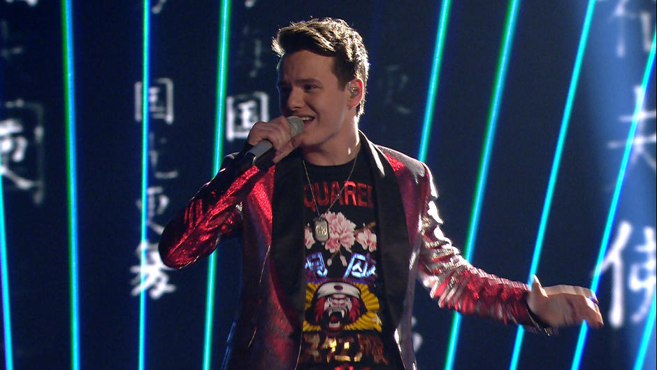 Sandro Brehorst überzeugt mit dem Song "Waiting For Love" Sandro Brehorst überzeugt mit dem Song "Waiting For Love"