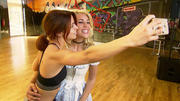 Chanelle holt sich Tipps bei Vanessa Mai Chanelle holt sich Tipps bei Vanessa Mai