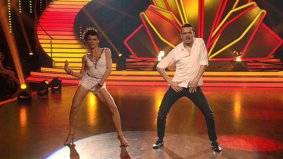 Giovanni Zarrella und Marta Arndt tanzen eine heiße Salsa Giovanni Zarrella und Marta Arndt tanzen eine heiße Salsa