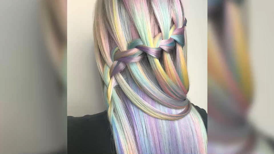 Neuer Frisurentrend Schon mal von 'Kaleidoscope Hair' gehört?