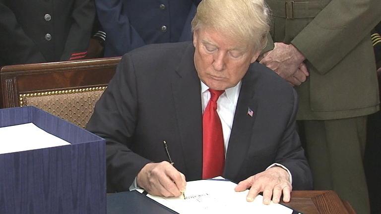 Demokrat siegt in Alabama Trump kassiert Schlappe in wegweisender Abstimmung