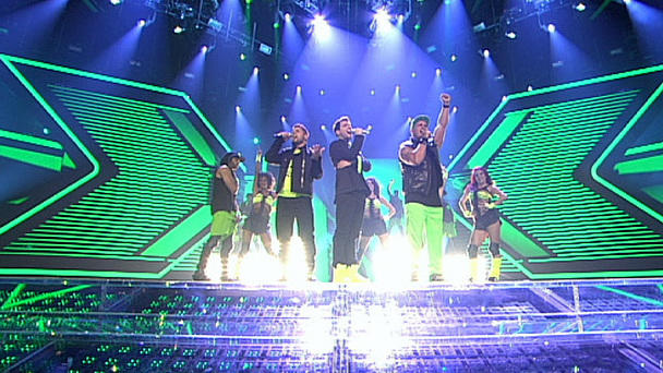 X Factor 2011 - Liveshow 1 Soultrip singt "DJ Got Us Falling In Love" von Usher