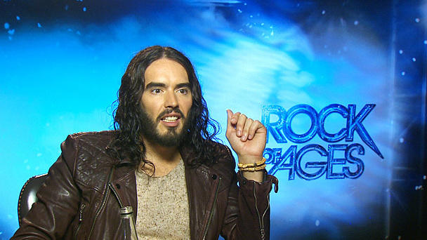 Interview mit dem 'Rock Of Ages'-Star Russell Brand: blau zum Boyband-Casting