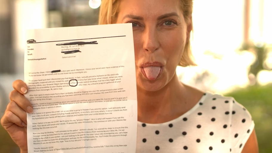 Sie sollte 2250 Dollar zahlen Giulia Siegel im Urlaub erpresst