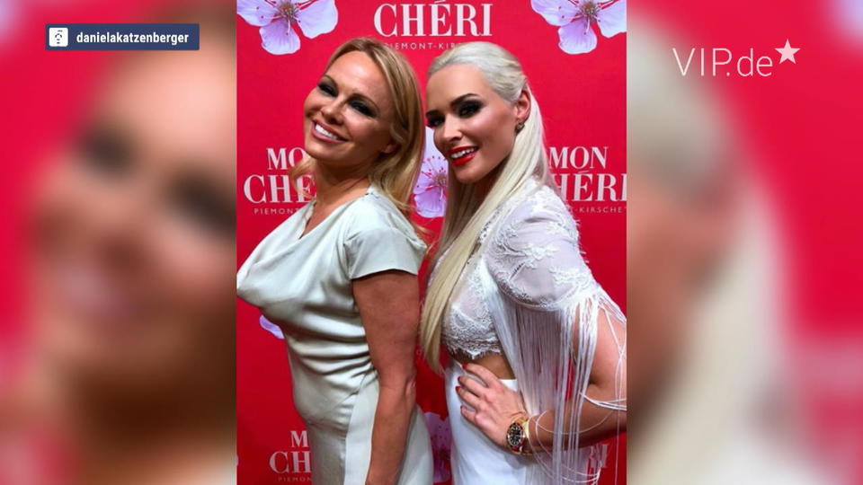Die Katze wird zum Fangirl Daniela Katzenberger trifft Pamela Anderson!