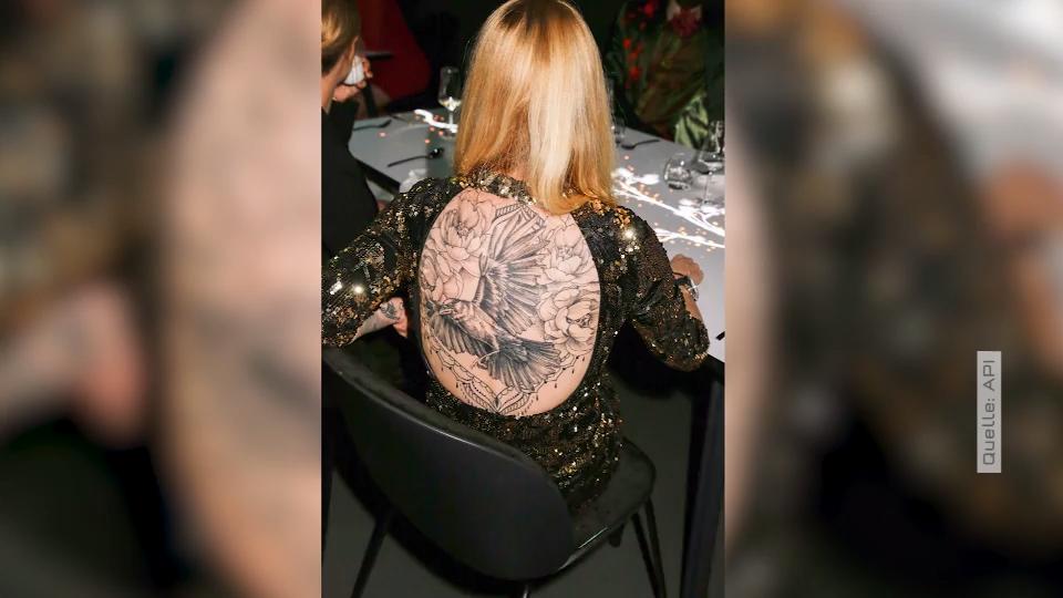 Neuanfang und Stärke Mirja du Mont trägt jetzt ein Raben-Tattoo