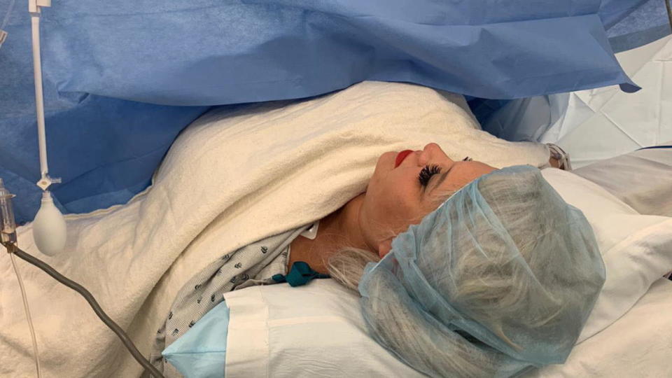 Klein-Amanda ist da Sophia Vegas ist Mutter geworden