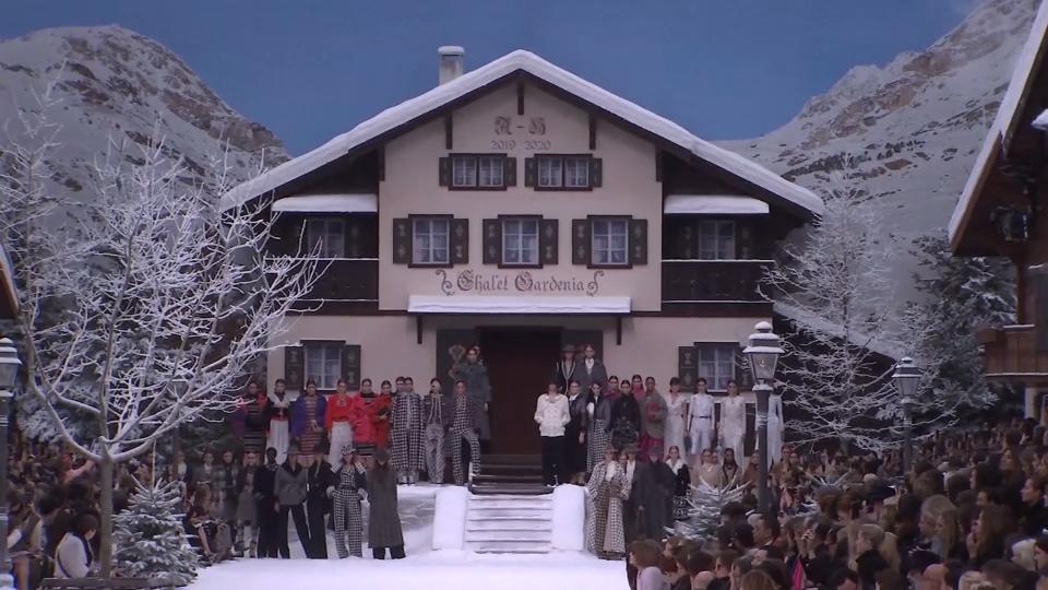 Chanel huldigt Mode-Zar Schneeweißer Abschied von Karl Lagerfeld