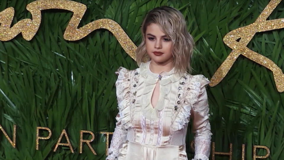 Für die Gesundheit Selena Gomez verzichtet auf Sex