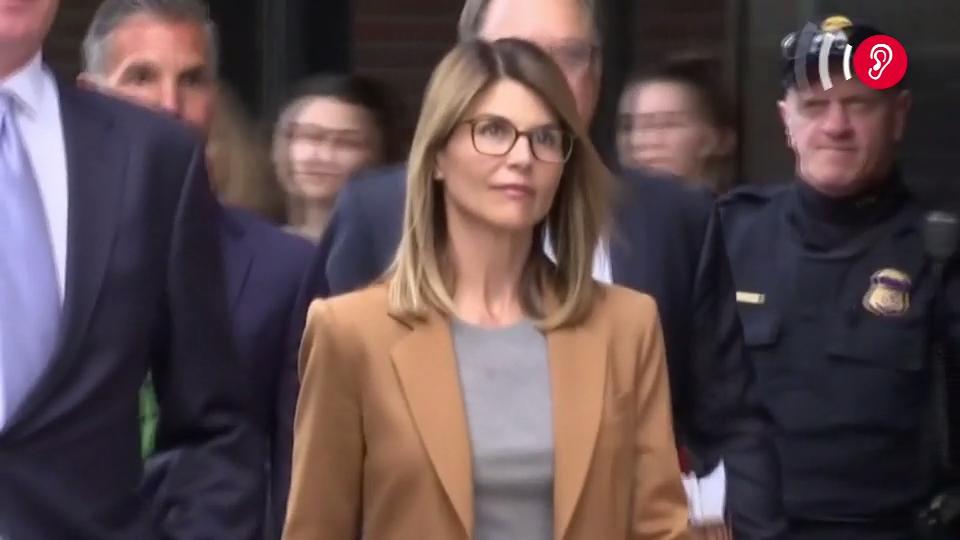 Uni-Schmiergeld-Skandal US-Star Lori Loughlin drohen 5 Jahre Gefängnis