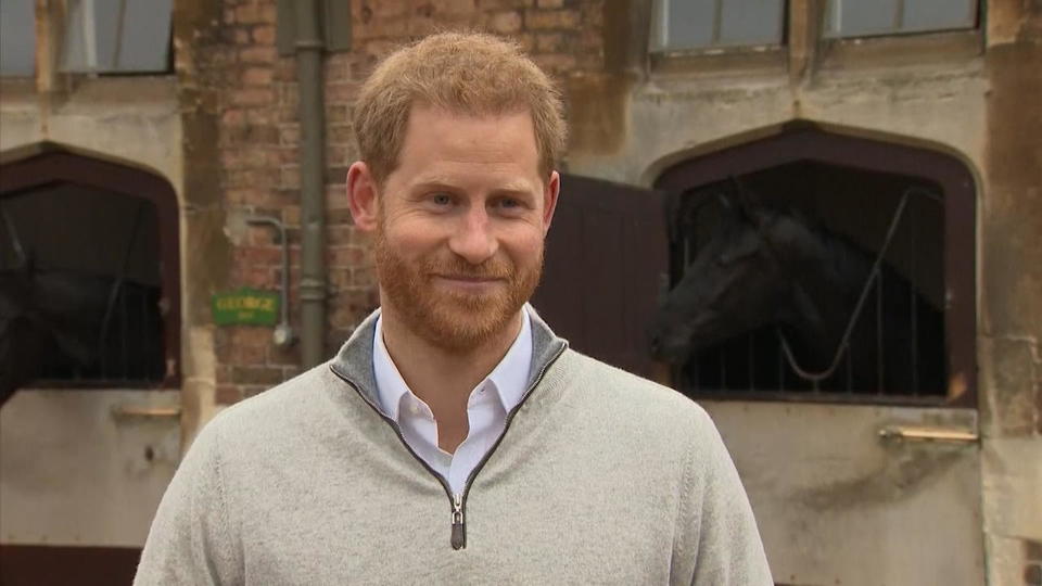 Stolzer Papa! Prinz Harry nach der Geburt