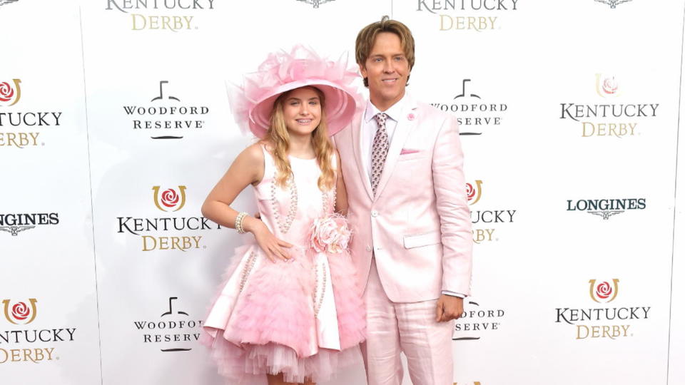Hommage an Anna Nicole Smith Bizarrer Auftritt von Dannielynn Birkhead