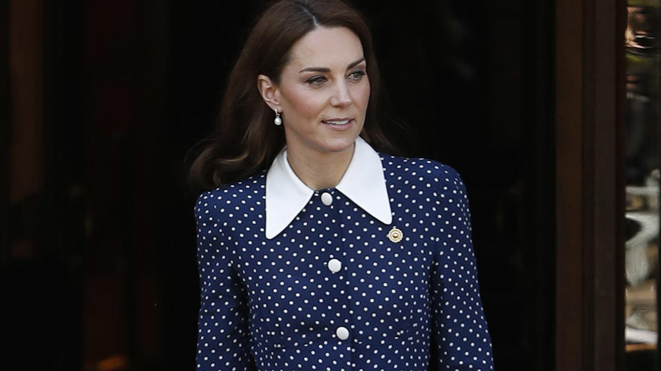 Freizügiger Royal-Look Herzogin Kate zeigt sexy Beine im Recycling-Kleid