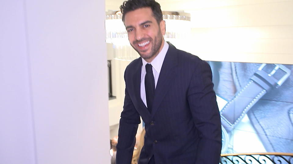 Flirty wie nie Elyas M'Barek auf Tuchfühlung mit RTL-Reporterin