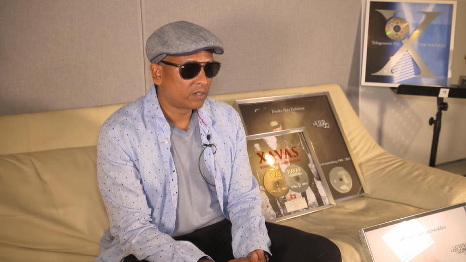 Exklusive Einblicke Xavier Naidoo zurück im Tonstudio