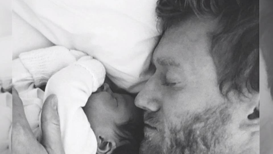 Happy Family! Weltmeister André Schürrle zeigt erstes Familienfoto