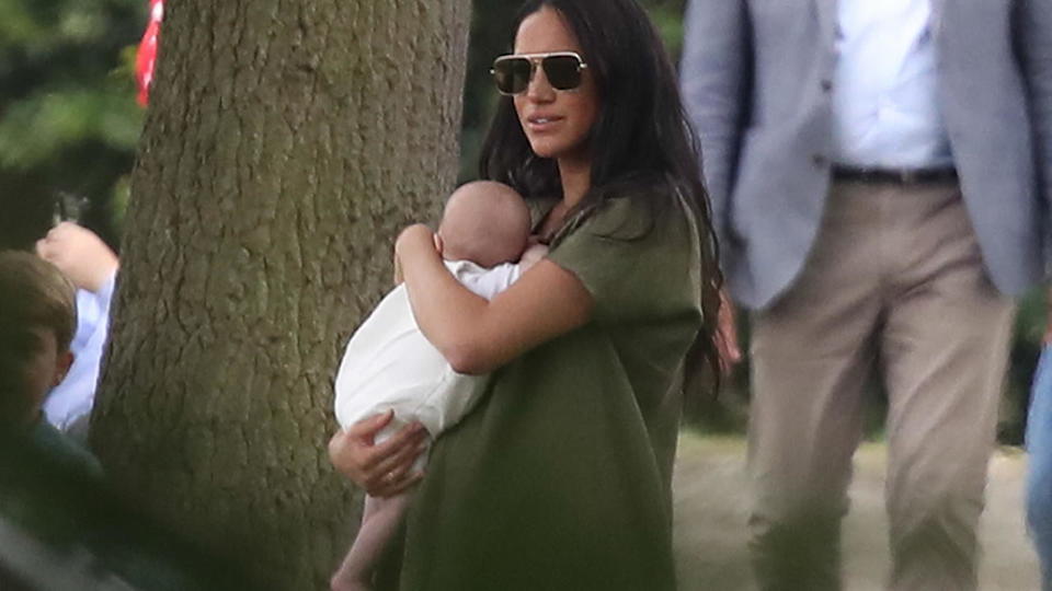 Überraschender Familienausflug Herzogin Meghan mit Archie beim Polo