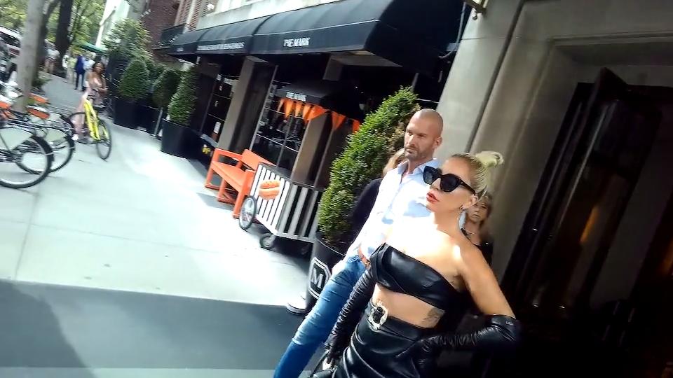 Knutsch-Fotos Ist Lady Gaga in ihren Toningenieur verliebt?