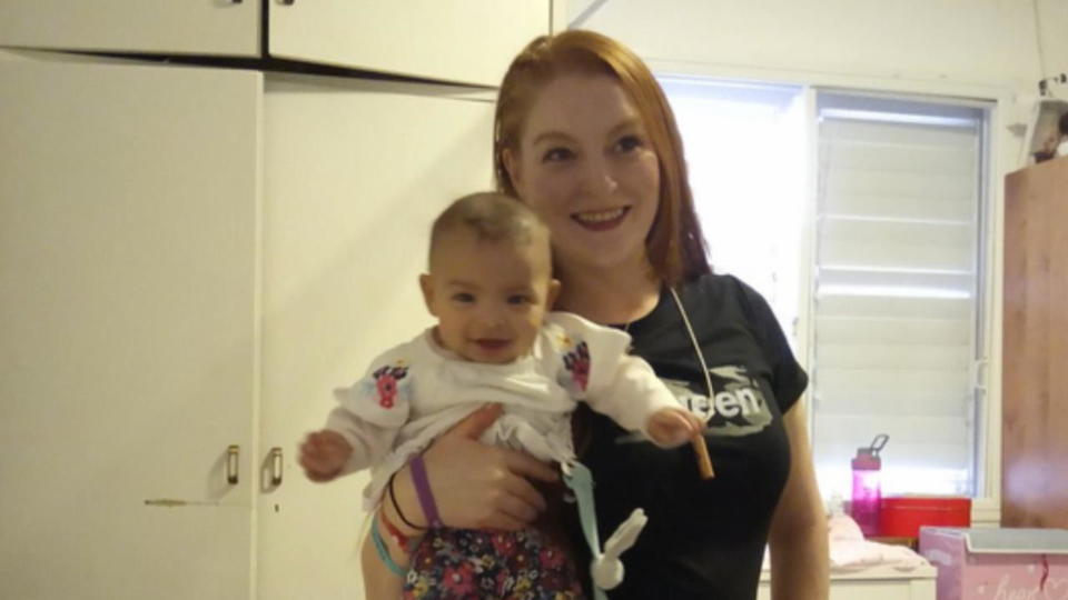 "Ich habe keine Ahnung, wo sie jetzt ist Baby von Schauspielerin von Behörden "entführt"