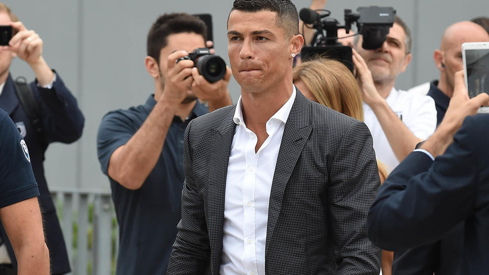An vermeintliches Vergewaltigungsopfer Christiano Ronaldo zahlt ordentlich Schweigegeld