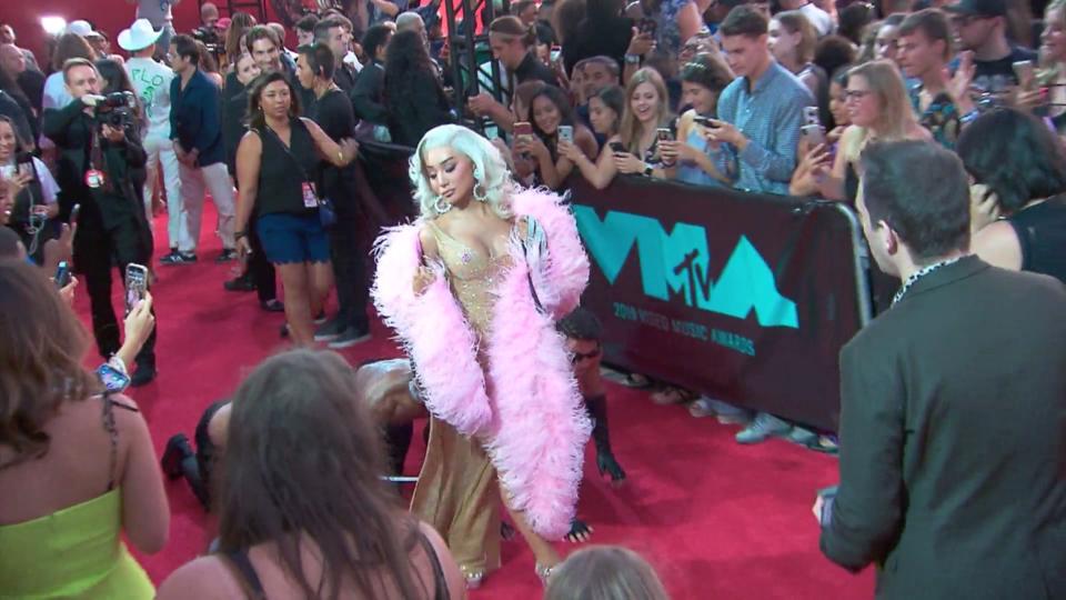 Top 3 Skurrile Outfits bei den MTV VMAs 2019