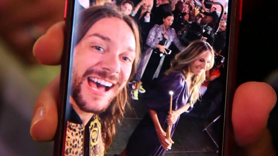 Weil er Sarah Jessica Parker trifft Hier wird Riccardo Simonetti zum Fanboy