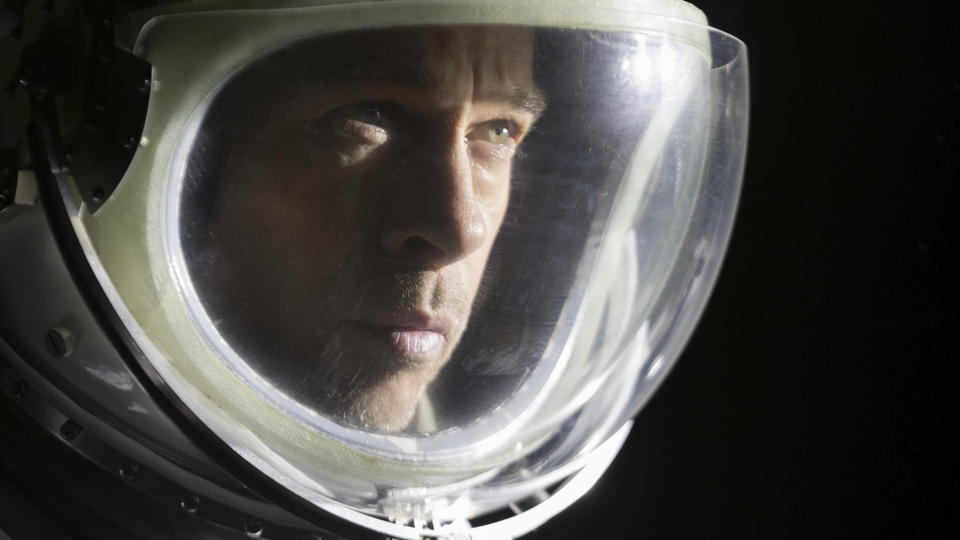 SciFi-Epos - Kinostart: 19.9.2019 Brad Pitts blaue Augen in "Ad Astra" - Videokritik