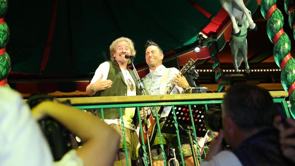 Oktoberfest 2019 Hier singt Gottschalk seiner Karina ein Liebeslied