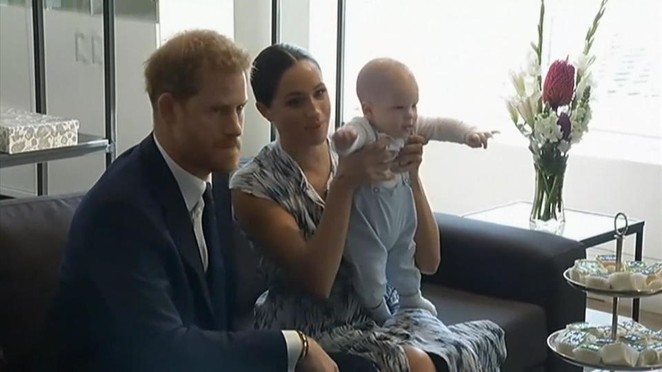 Der kleine Royal stiehlt allen die Show Die ersten Aufnahmen von Baby Archie