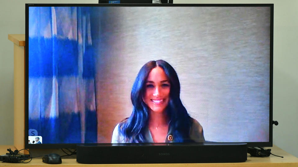 Liveschalte via Skype Überraschungsbesuch von Herzogin Meghan