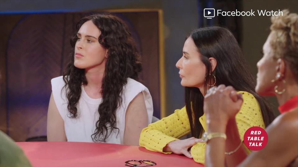 "Ein Monster kam zum Vorschein" Demi Moores Töchter sprechen über Sucht der Mutter