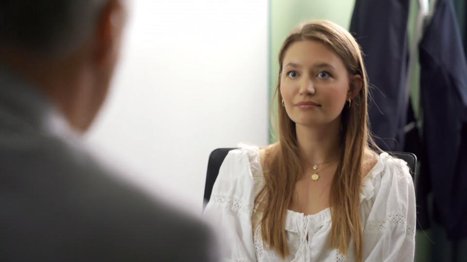AWZ-Folge vom 15.11.2019 Nathalie ahnt nicht, dass sie in der Klemme steckt